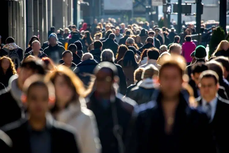 photo foule dans la rue